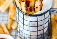 Crispy Baked Yuca Fries with Garlic-Parsley Dip