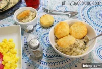 Homemade Country Sausage Gravy Recipe with Video Tutorial