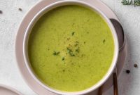 Creamy Courgette Soup Recipe for Light, Fresh Meals