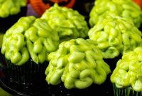 Zombie Brain Cupcakes Recipe: Creepy Halloween Dessert Tutorial