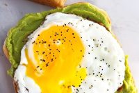 One-Pan Avocado Toast Recipe for Quick Breakfast