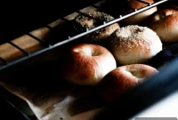 Authentic New York Bagel Recipe: Crispy Outside, Chewy Inside
