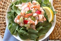 Thyme-Grilled Shrimp Salad with Lemon Vinaigrette