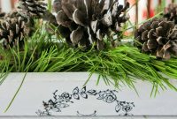 How to Make Cinnamon-Scented Pinecone Ornaments for Your Home