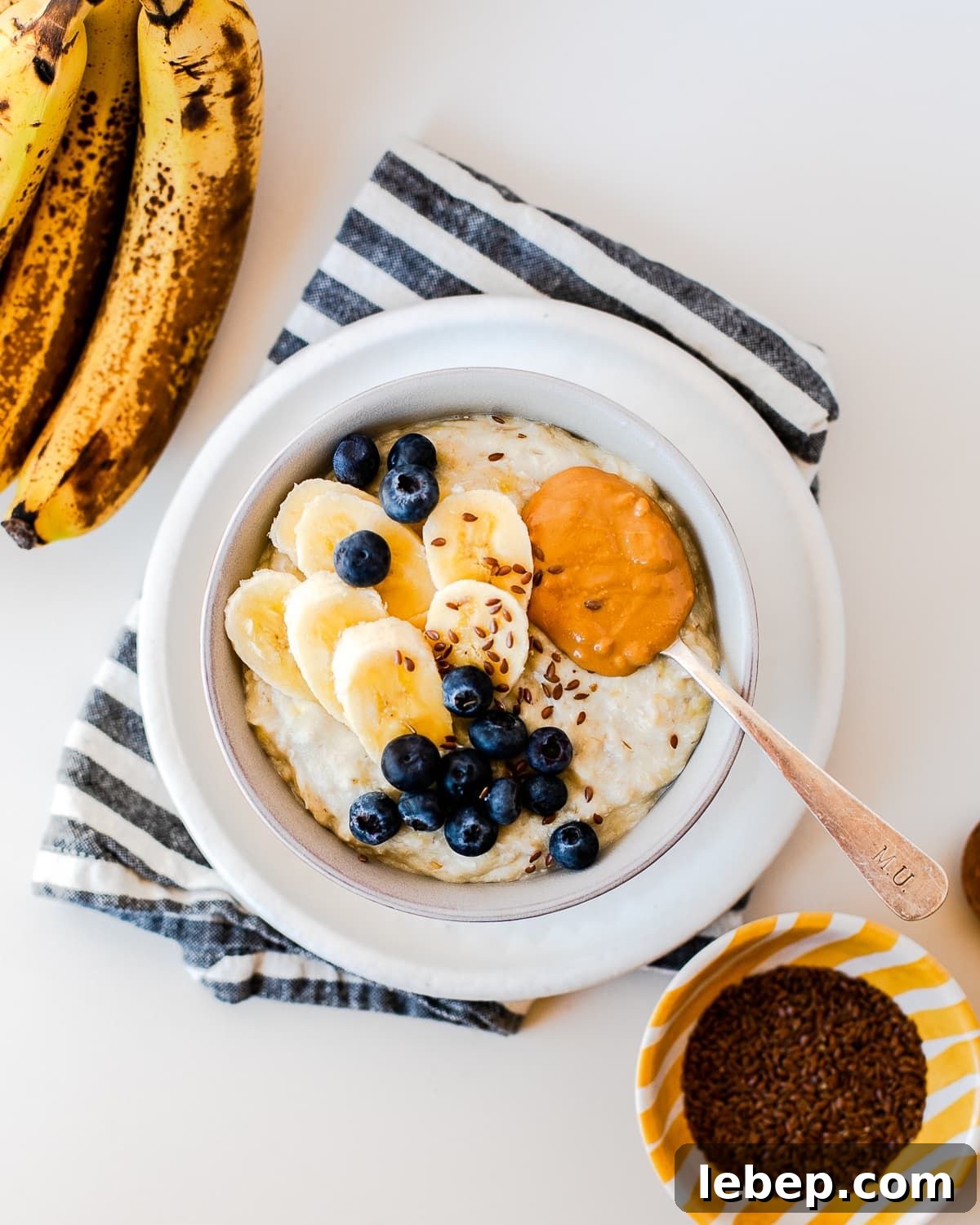 21 High-Protein Oatmeal Recipes for Muscle, Weight Loss & Energy 11 banana custard oatmeal