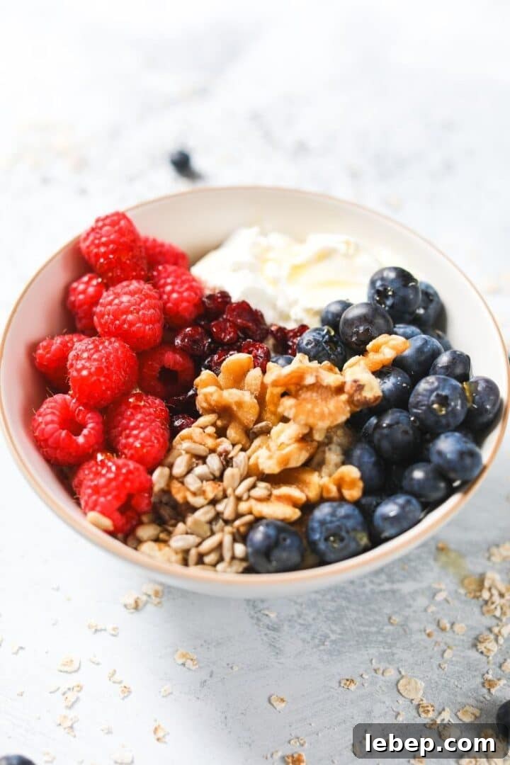 21 High-Protein Oatmeal Recipes for Muscle, Weight Loss & Energy 3 protein brekafast bowl
