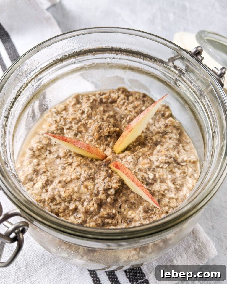 21 High-Protein Oatmeal Recipes for Muscle, Weight Loss & Energy 8 Apple Cinnamon Overnight Oats