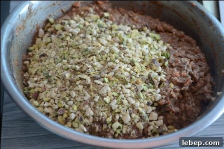 Baked ragi carrot cake