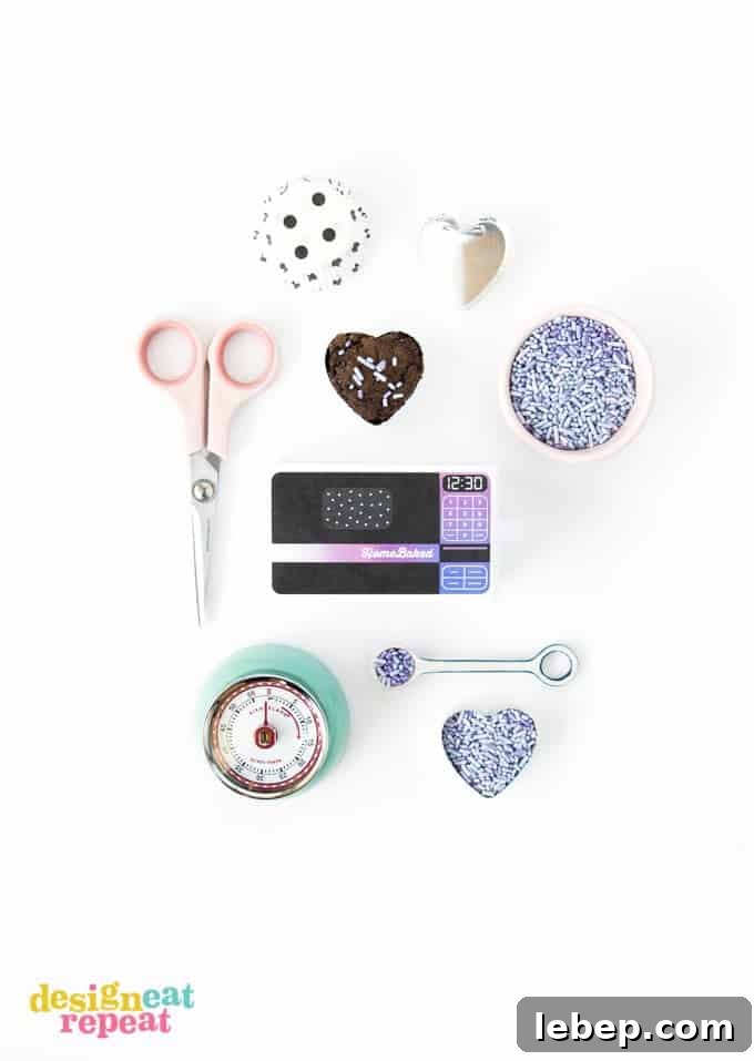 Throw it back to the 90's with mini Easy Bake Oven treat box printables! Perfect for a throwback party or just to gift baked goods to your scrunchie lovin' friends!