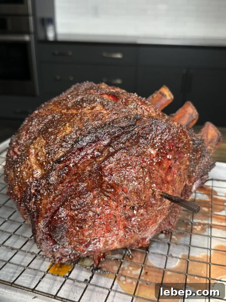 Smoked Prime Rib Roast: Juicy Recipe and Smoking Tips 7 up close on the meat resting