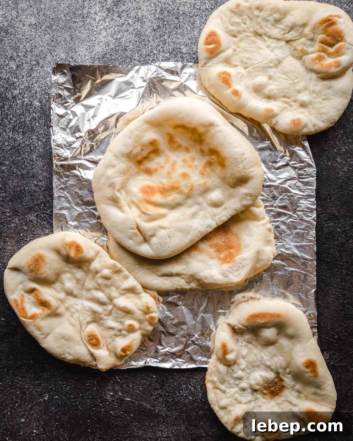 Garlic Pita Bread Recipe: Crispy, Flavorful Homemade Pitas 15 img 23465 14
