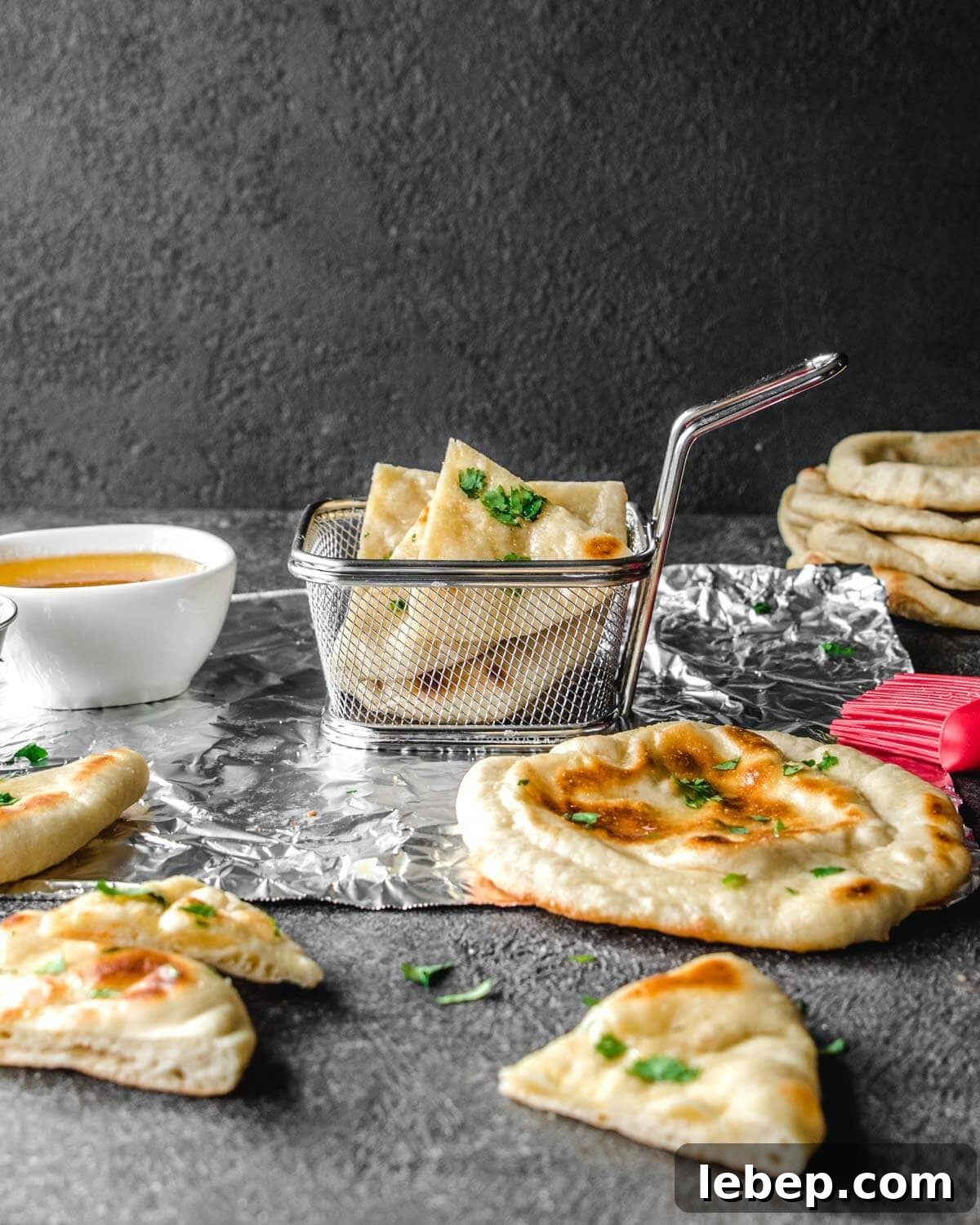 Garlic Pita Bread Recipe: Crispy, Flavorful Homemade Pitas 16 img 23465 15