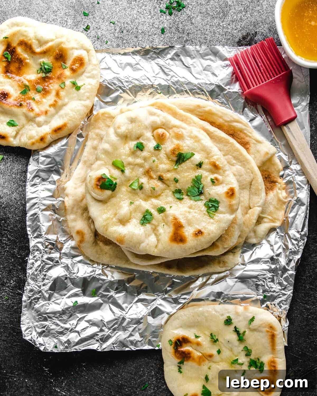 Garlic Pita Bread Recipe: Crispy, Flavorful Homemade Pitas 3 img 23465 2