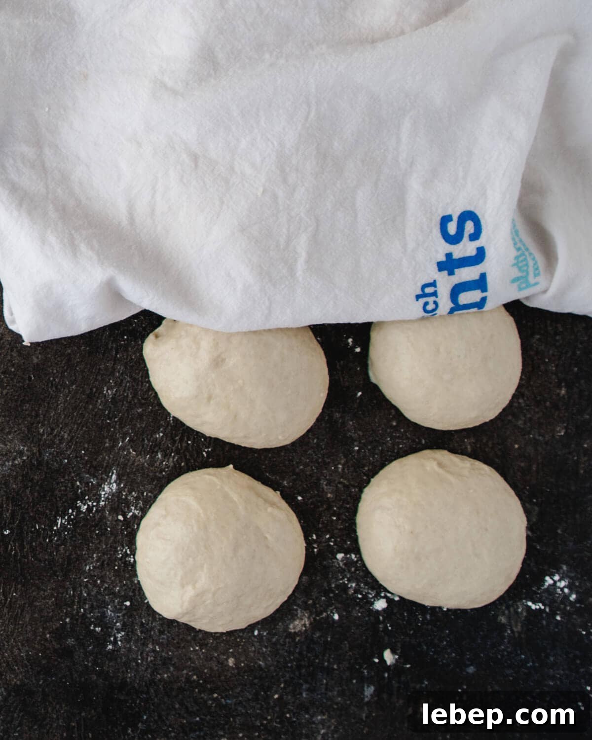 Garlic Pita Bread Recipe: Crispy, Flavorful Homemade Pitas 10 img 23465 9
