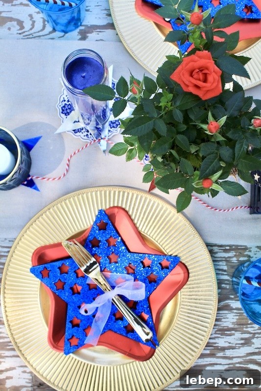 Rustic 4th of July Table Decoration Ideas for a Festive Celebration 9 use gold chargers to mark place settings with festive 4th of july paper plates