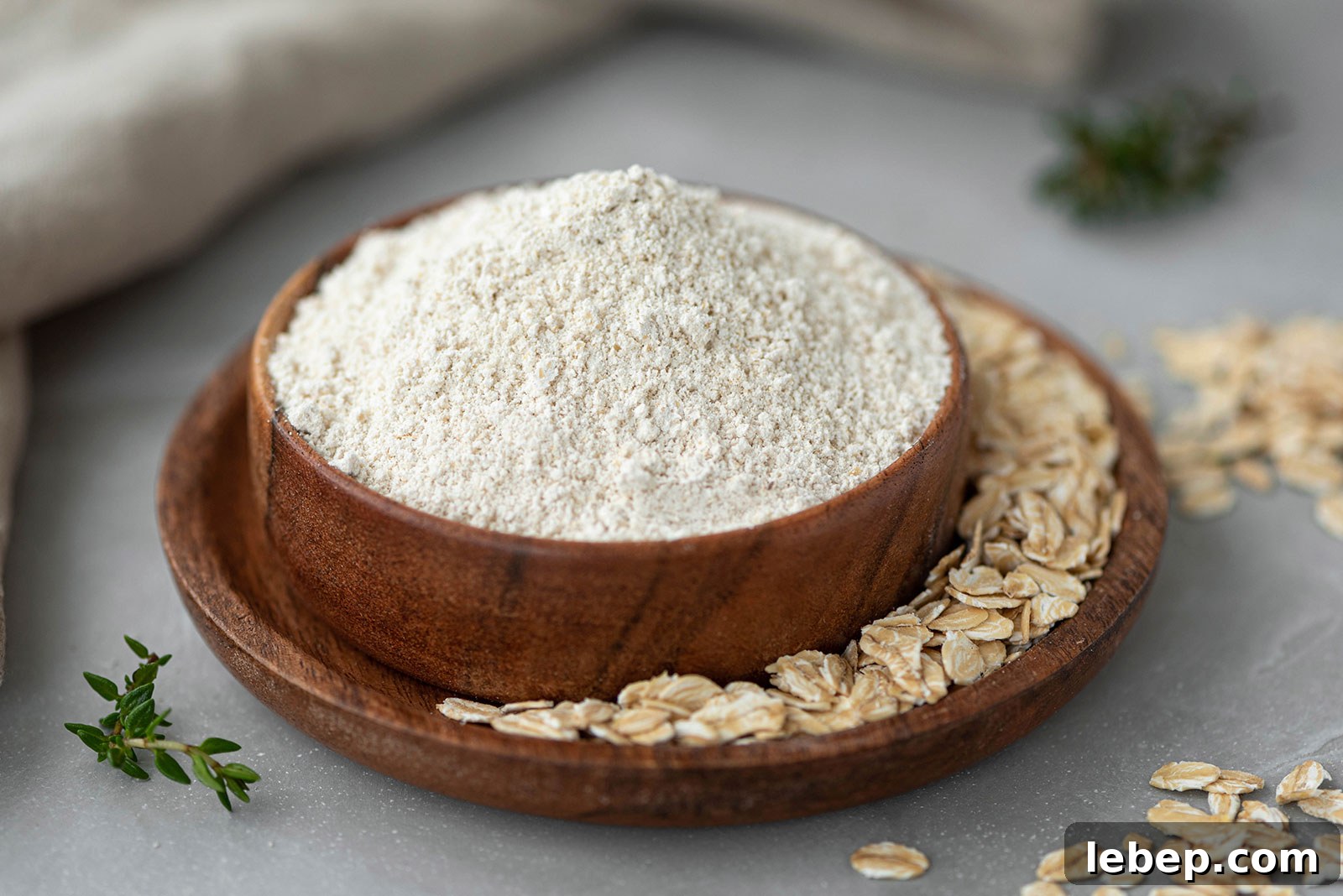 Guide to Gluten-Free Flours & Starches for Baking and Cooking 6 Oat Flour