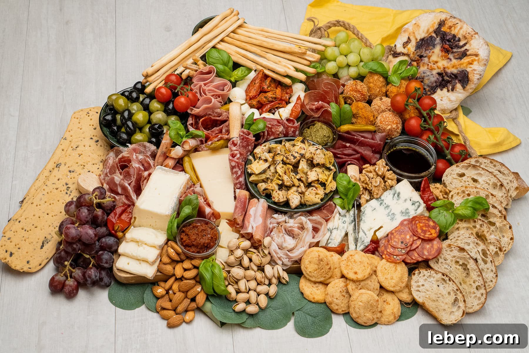 Ultimate Italian Antipasto Meat & Cheese Platter Guide 4 Finished antipasto platter