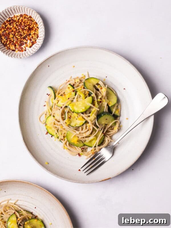 pasta with lemon and courgette.