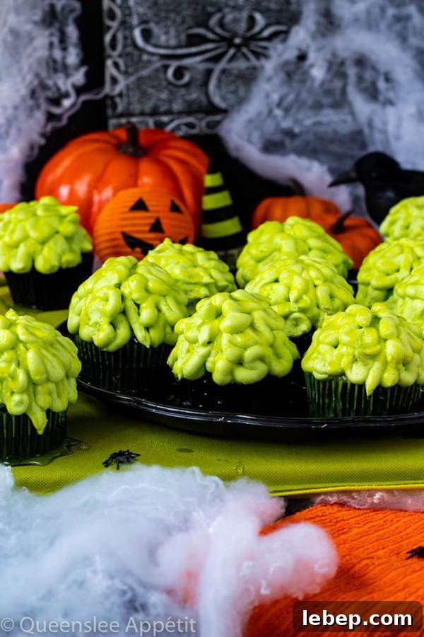 Zombie Brain Cupcakes Recipe: Creepy Halloween Dessert Tutorial 4 Zombie Brain Cupcakes