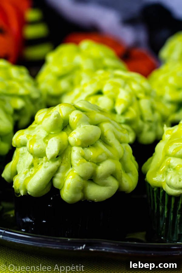 Zombie Brain Cupcakes Recipe: Creepy Halloween Dessert Tutorial 8 Zombie Brain Cupcakes