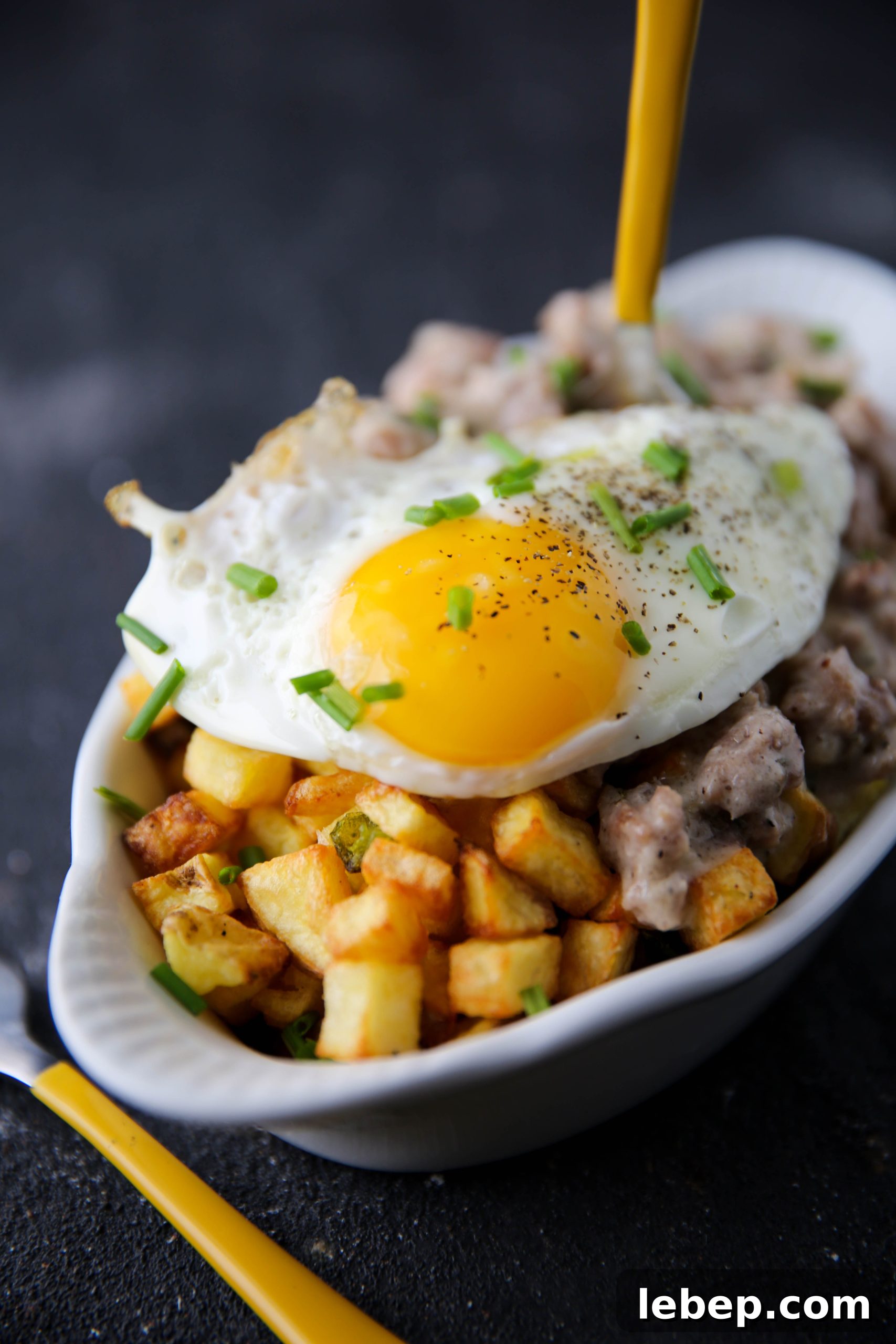 Savory Breakfast Gravy Fries Recipe: Crispy Fries with Country Gravy 2 PaleOMG Breakfast Gravy Fries