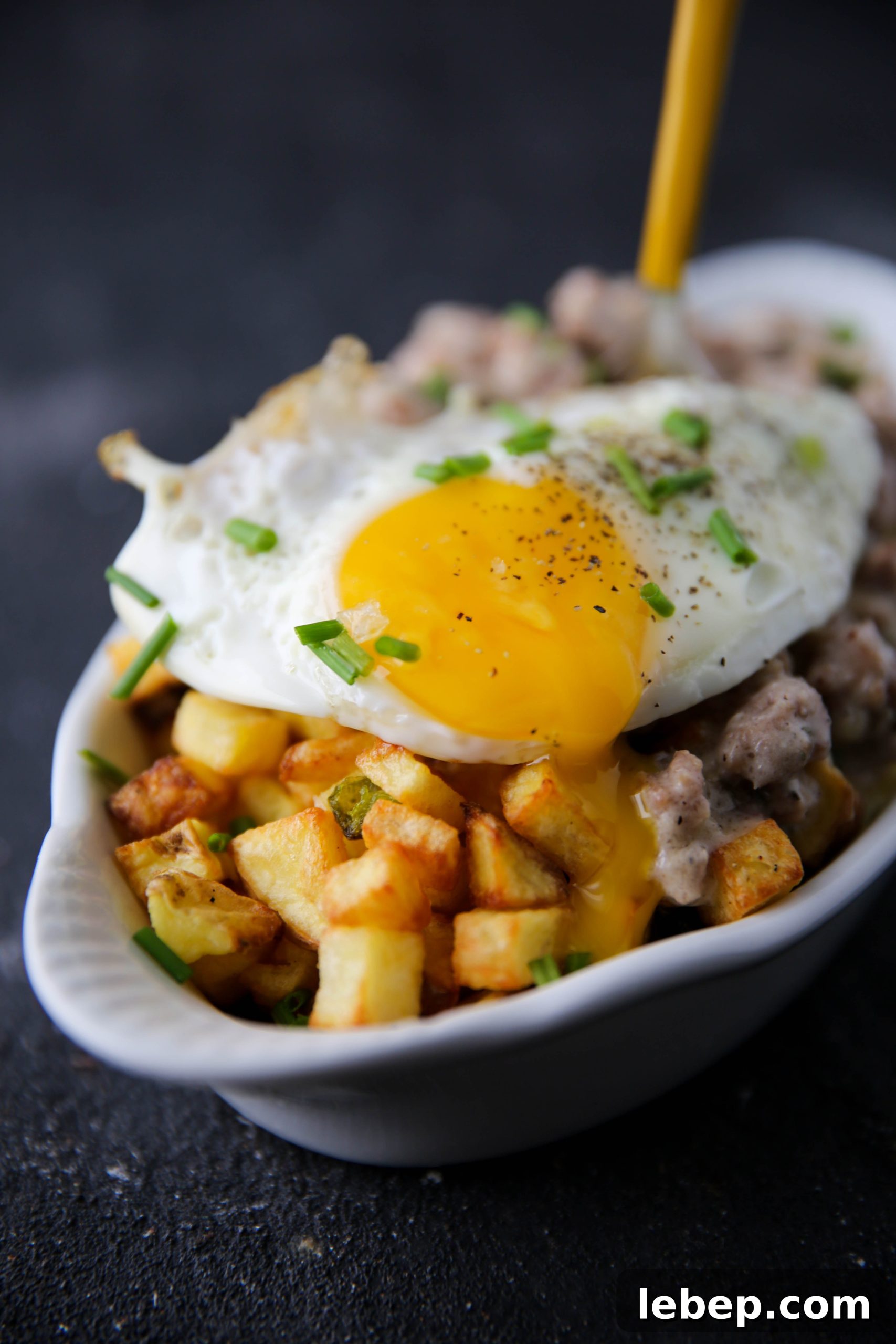 Savory Breakfast Gravy Fries Recipe: Crispy Fries with Country Gravy 3 PaleOMG Breakfast Gravy Fries