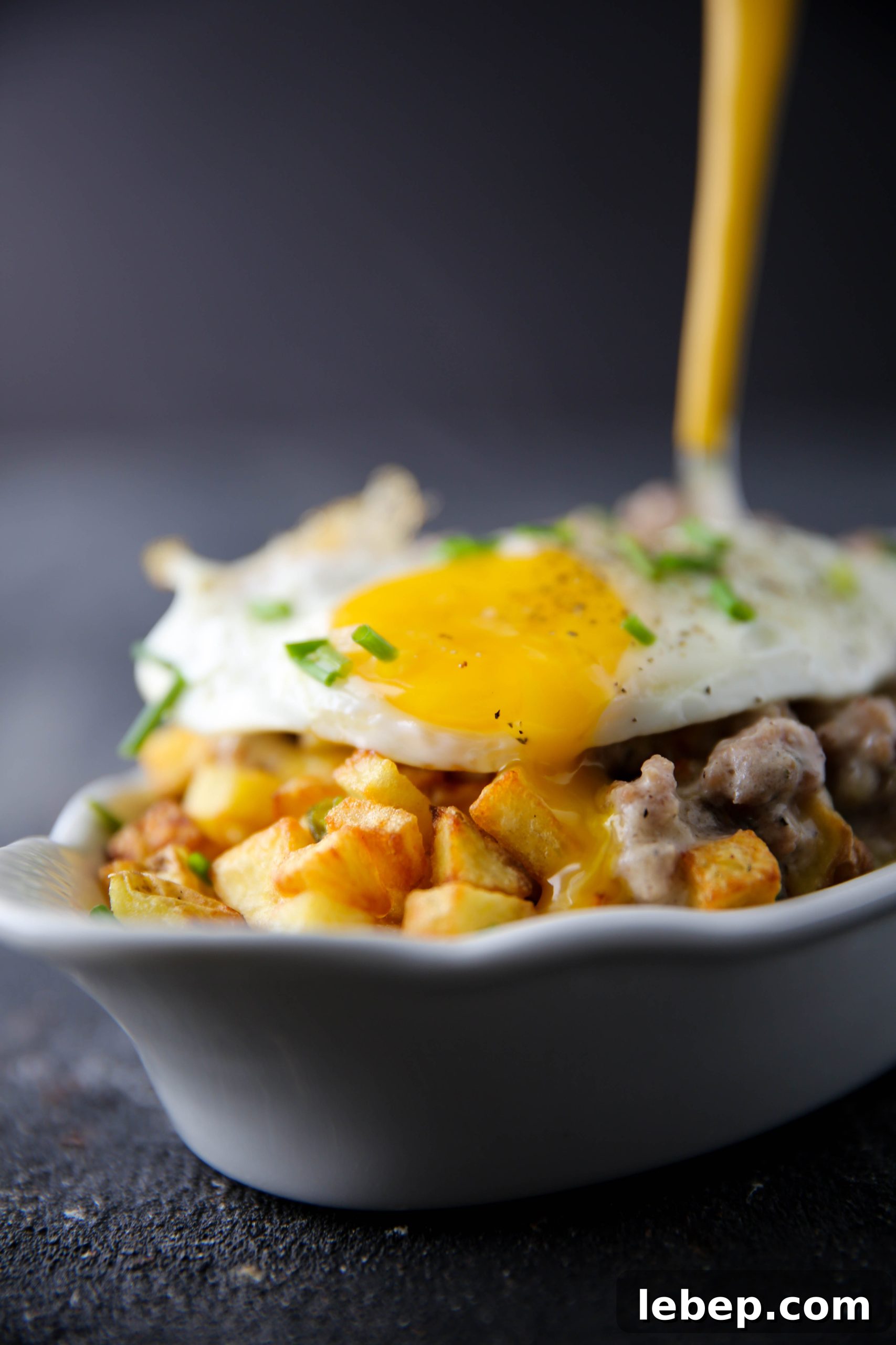 Savory Breakfast Gravy Fries Recipe: Crispy Fries with Country Gravy 4 PaleOMG Breakfast Gravy Fries