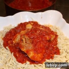 spaghetti rigati with chicken and tomato sauce