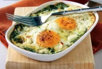 Baked Eggs with Spinach and Parmesan for a Savory Breakfast