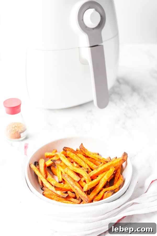 Crispy Air Fryer Sweet Potato Fries Recipe 6 Put sweet potato fries in the Air Fryer and cook them crispy. These Air Fryer frozen sweet potato fries are done in less than 15 minutes. Golden brown and crispy. They are a great side dish you can serve with any main dish.