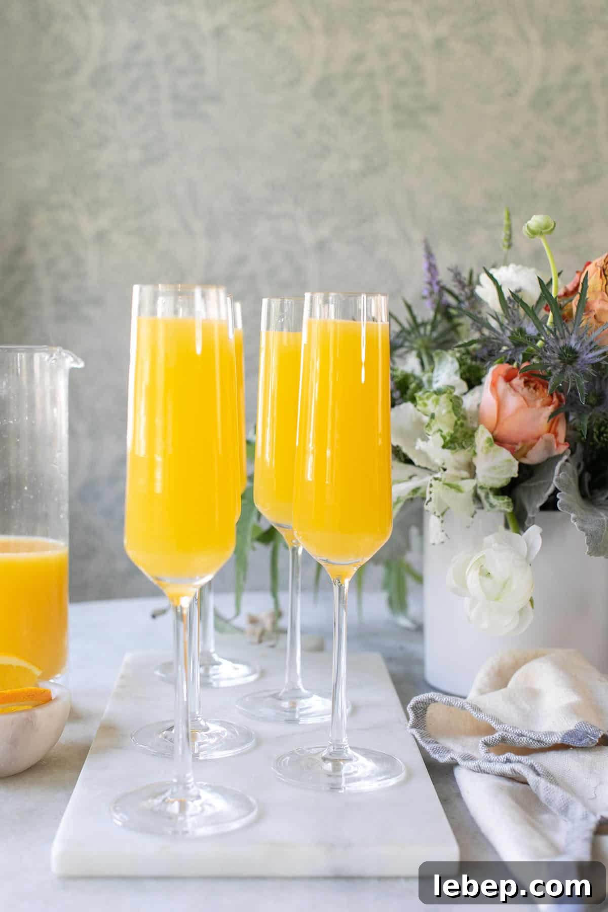 Top Brunch Cocktails to Impress Your Guests 2 Prosecco Mimosa for brunch