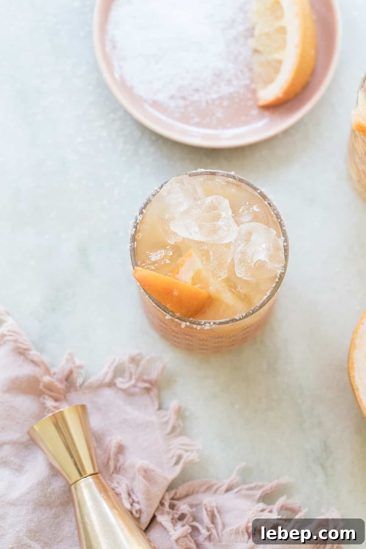 Top Brunch Cocktails to Impress Your Guests 13 salty dog brunch cocktail