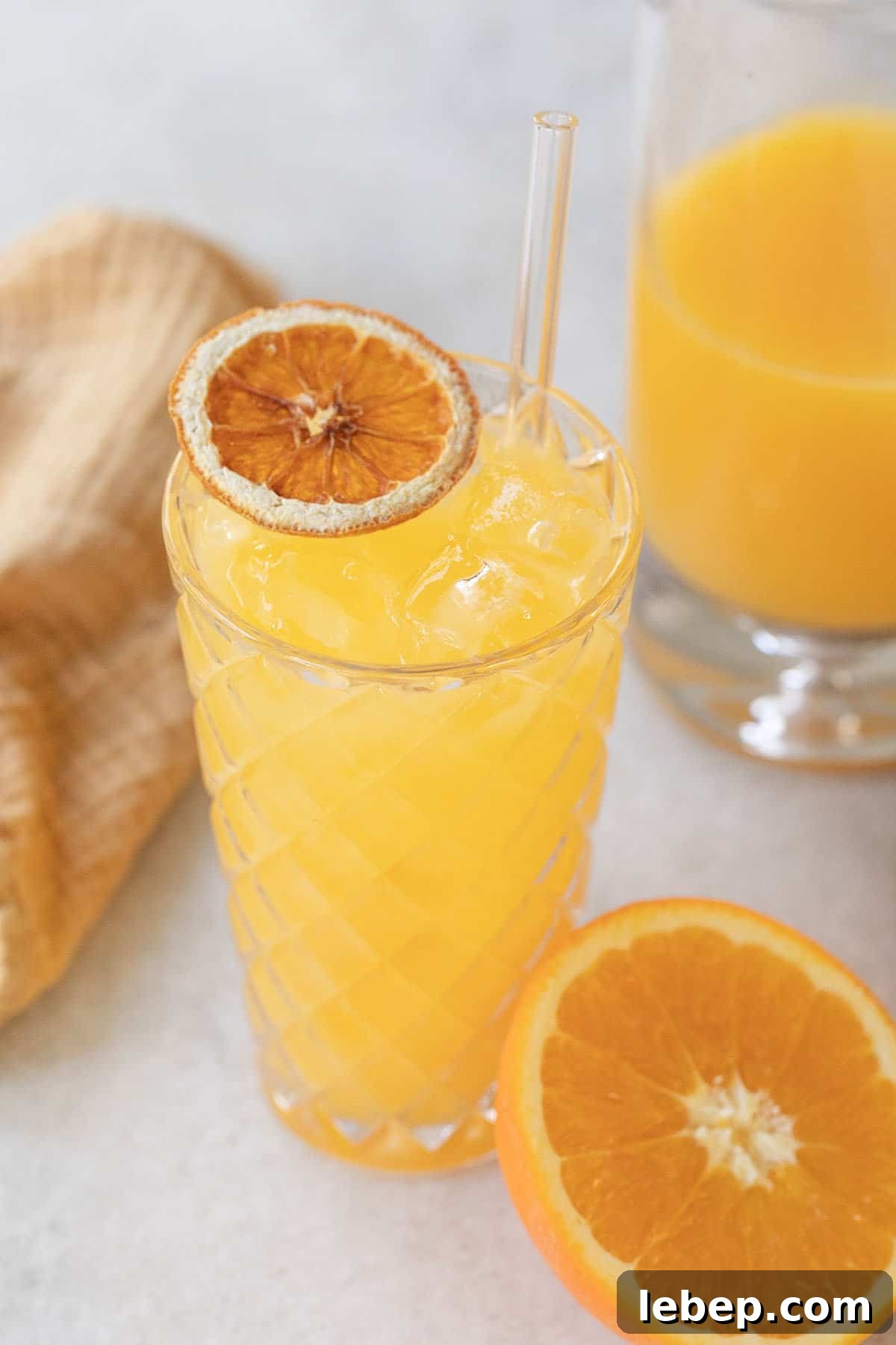 Top Brunch Cocktails to Impress Your Guests 5 vodka and orange juice