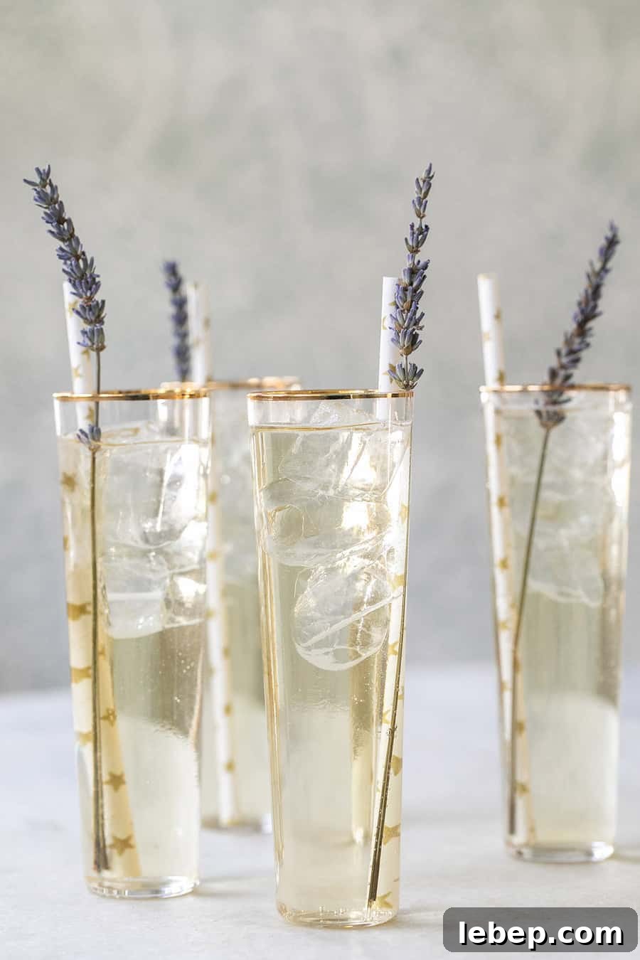 Top Brunch Cocktails to Impress Your Guests 8 Spritz recipe with lavender for brunch