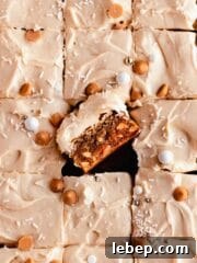 Frosted fudgy butterscotch blondie