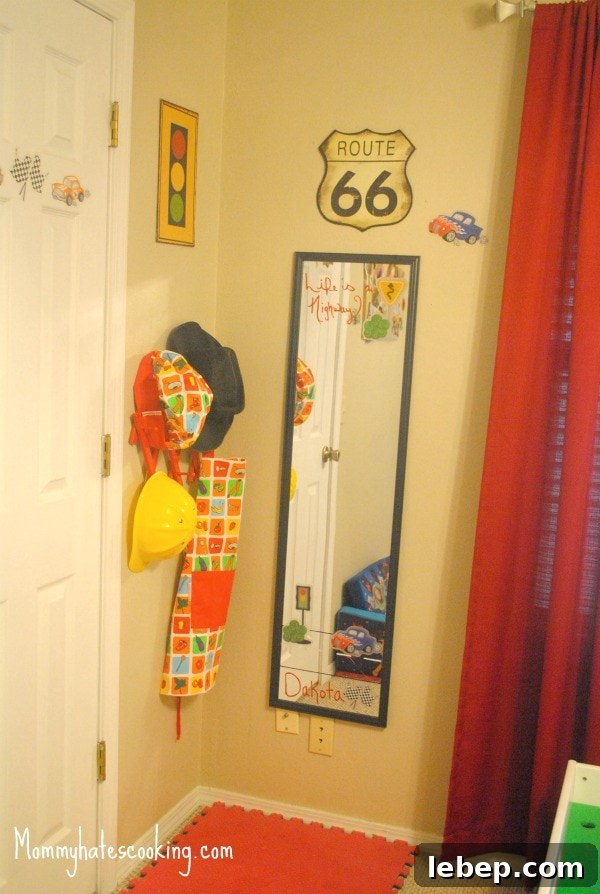mhcplayarea1 toddler dress up