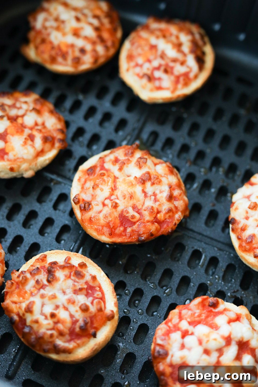 Air Fryer Bagel Bites: Quick Crispy Snack in Minutes 6 Cooked bagel bites